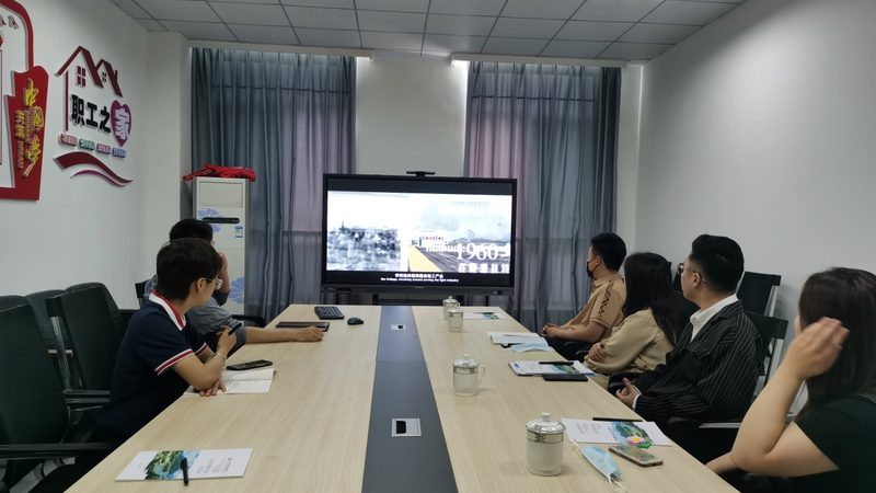 在选择直播代运营公司时，可以从以下几个方面考察其实力：